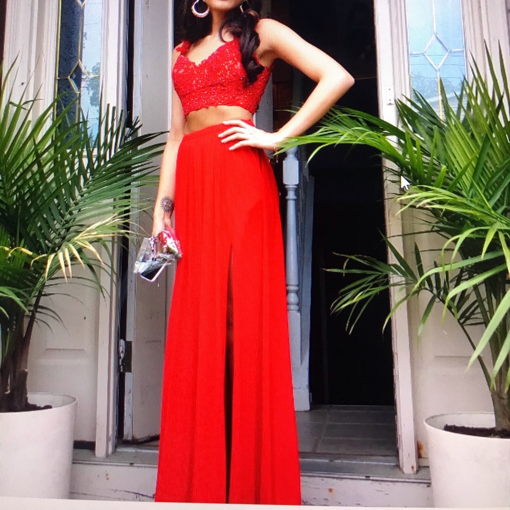LaFemme Red dress
